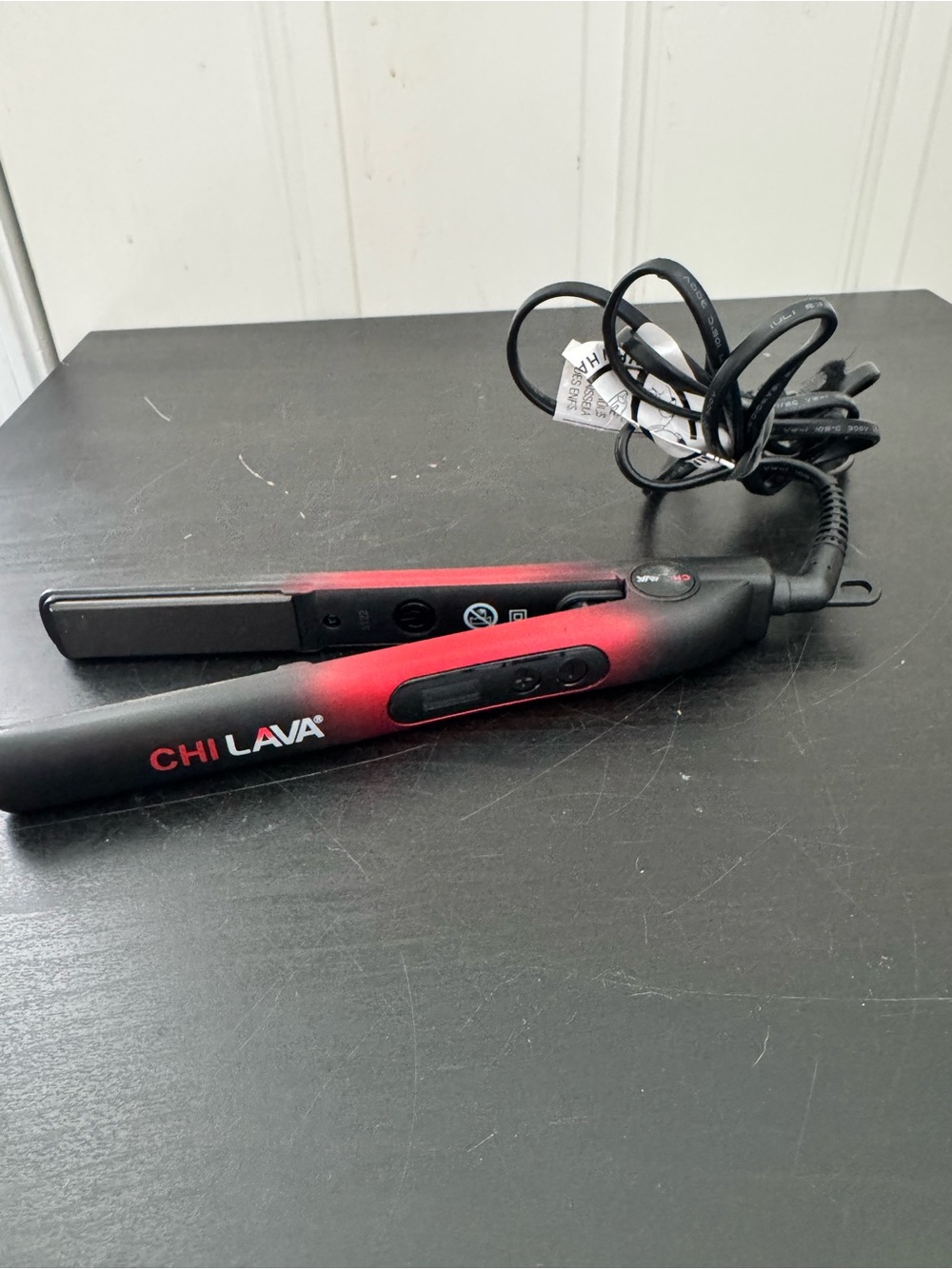 Chi Lava 1” Volcanic Ceramic Flat Iron Hair Straightener Travel GF8281